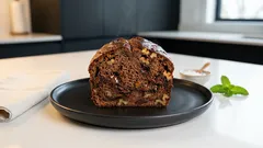 Σοκολατένιο banana bread χωρίς ζάχαρη: αφράτο, ζουμερό και ιδανικό για πρωινό ή σνακ